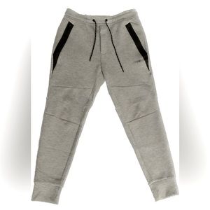 American Eagle joggers